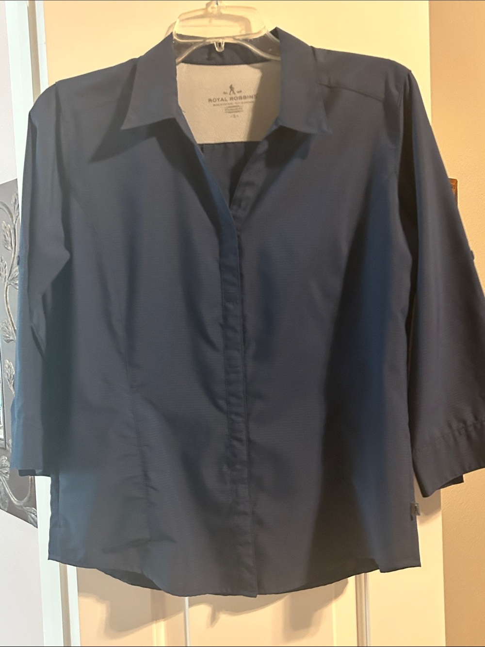 Royal Robbins Women Dark Navy Button up Coolmax 3/4/SS Shirt Standard Fit S